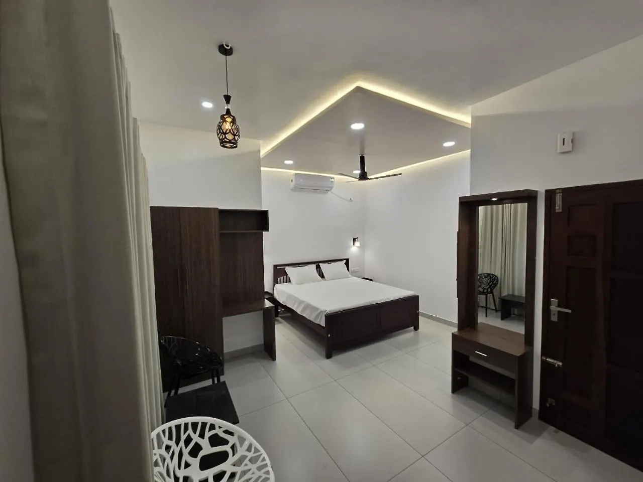 Sea Breeze Cherai Homestay Pallipuram