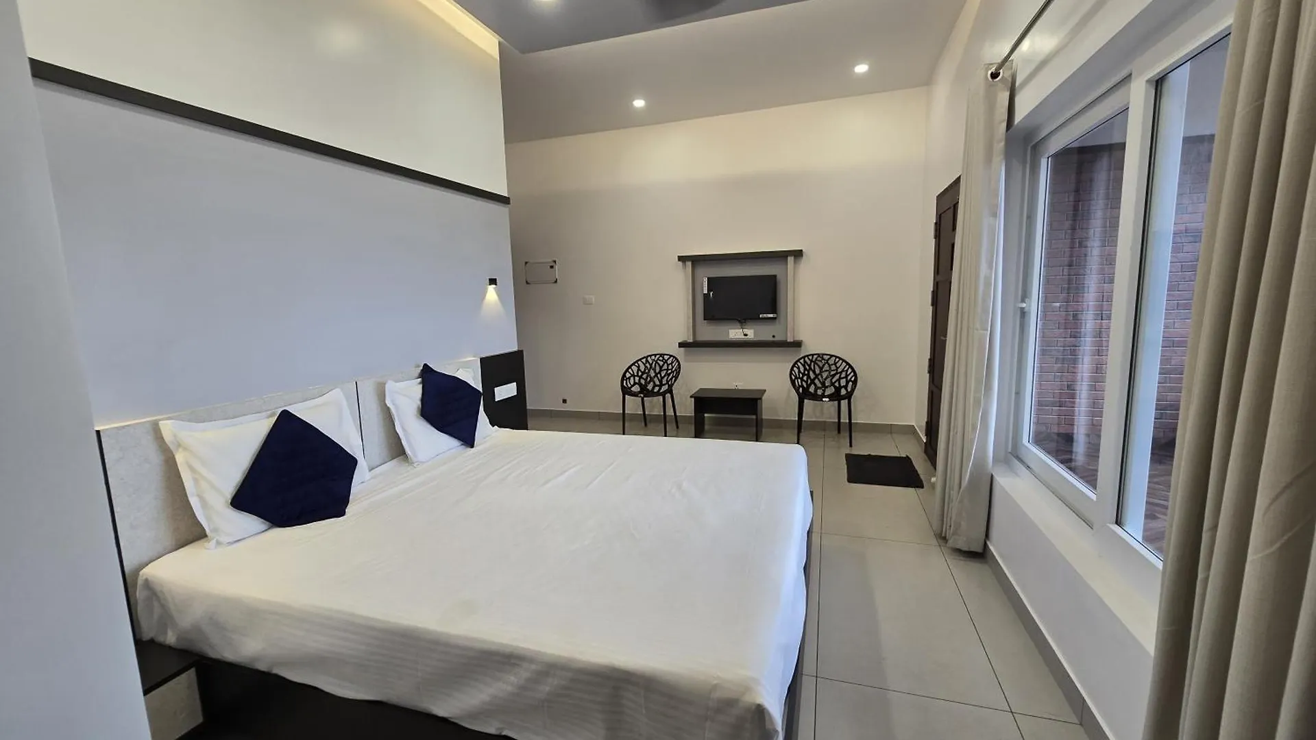 Sea Breeze Cherai Homestay Pallipuram